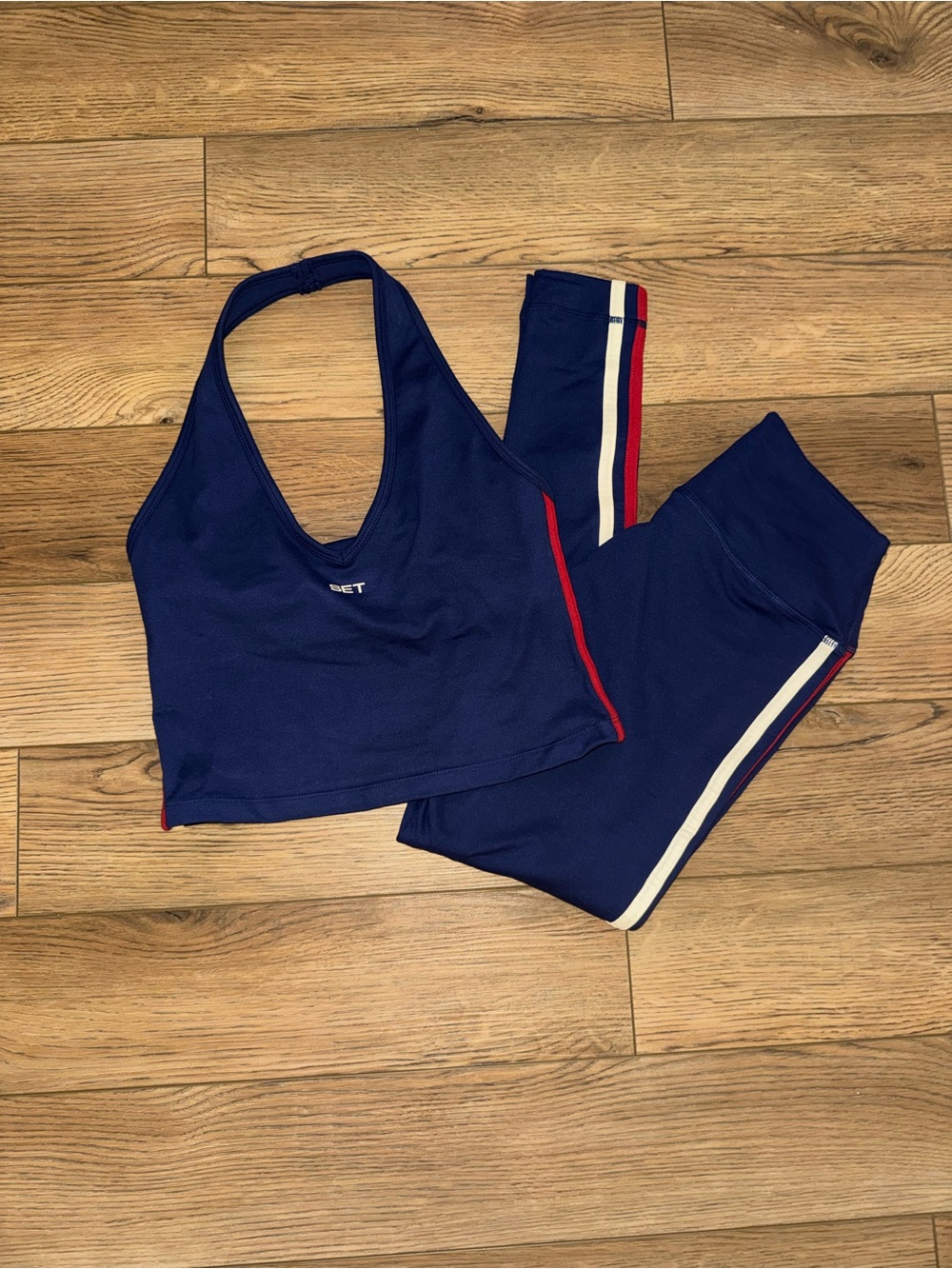 SET Active Set in firework both size medium never worn but tags off